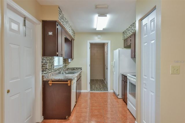 3851 SE 66TH PLACE, Ocala, FL 34480