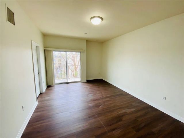 8844 Darby, Northridge, CA 91325