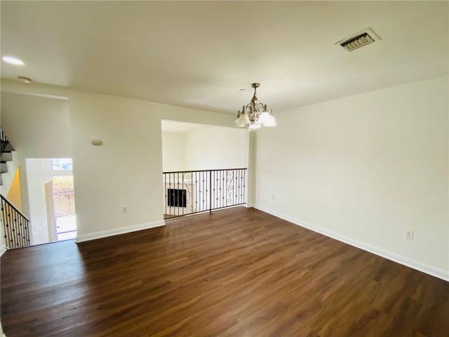 8844 Darby, Northridge, CA 91325