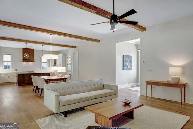 140 Grafton Hill, Senoia, GA 30276