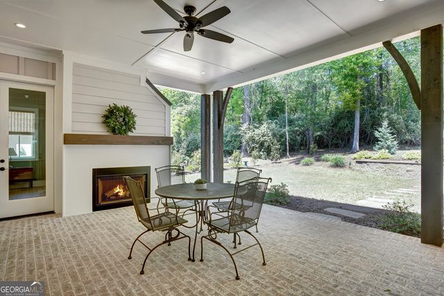 140 Grafton Hill, Senoia, GA 30276