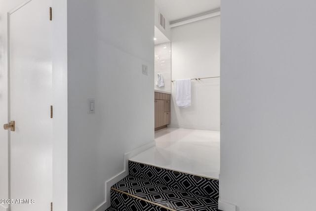 7301 E 3RD Avenue 310, Scottsdale, AZ 85251