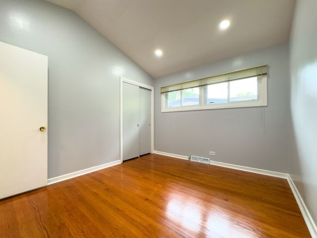 2731 Virginia Lane, Glenview, IL 60025