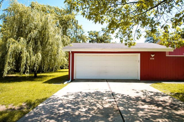 2731 Virginia Lane, Glenview, IL 60025