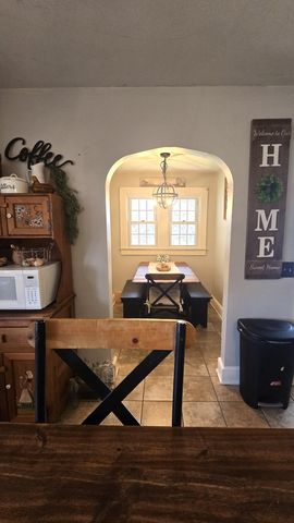 2021 Coles Knob RD NE, Check, VA 24072
