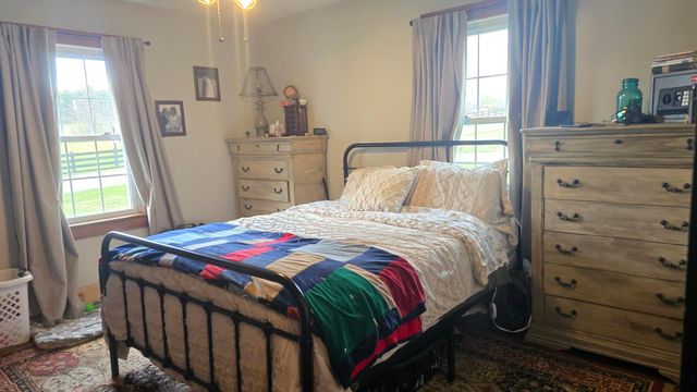 2021 Coles Knob RD NE, Check, VA 24072