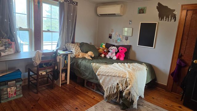 2021 Coles Knob RD NE, Check, VA 24072