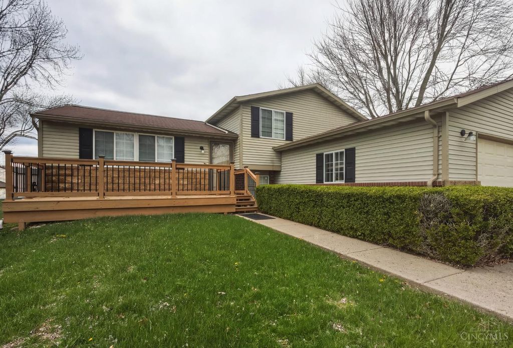 11581 Norbourne Drive, Forest Park, OH 45240