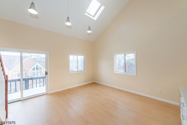1 Alta Ct 6, Vernon Twp., NJ 07462