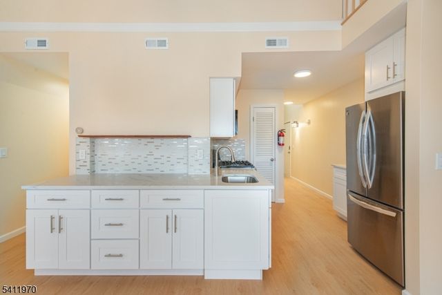 1 Alta Ct 6, Vernon Twp., NJ 07462
