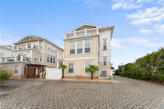 2300 Red Tide RD, Virginia Beach, VA 23451