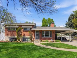 1701 E VILLAGE GREEN RD, Cottonwood Heights, UT 84121