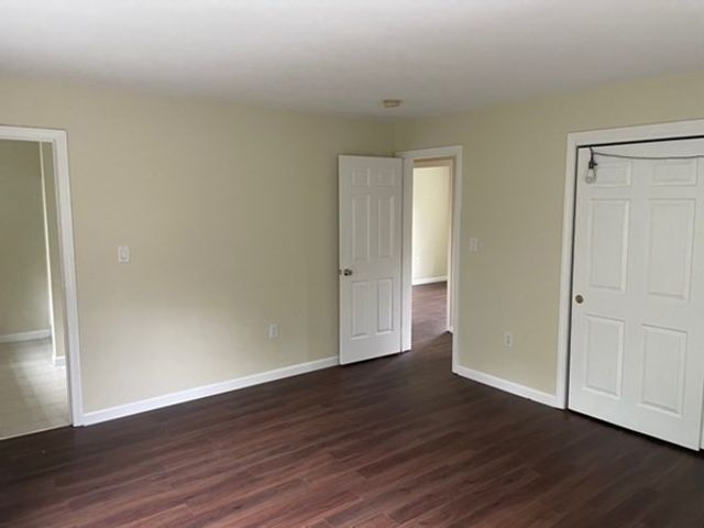 4 Brook 4, Stoneham, MA 02180