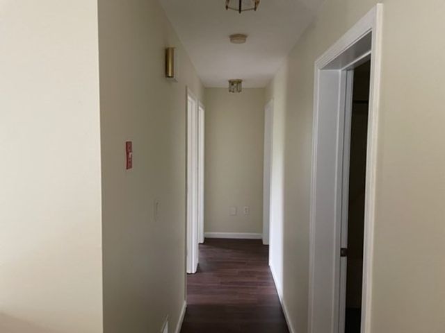 4 Brook 4, Stoneham, MA 02180
