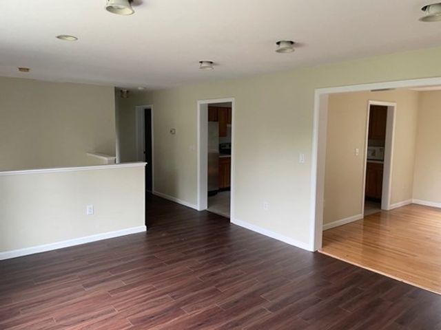 4 Brook 4, Stoneham, MA 02180