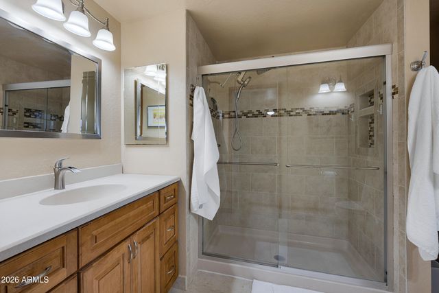 661 S Hawes Road 38, Mesa, AZ 85208