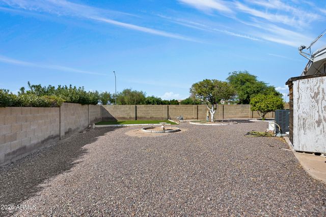 661 S Hawes Road 38, Mesa, AZ 85208