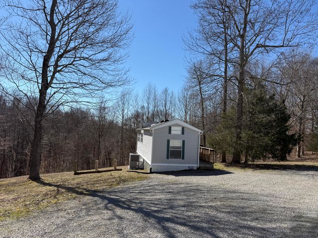 837 Crockett Road, Russell Springs, KY 42642