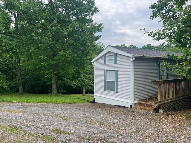 837 Crockett Road, Russell Springs, KY 42642