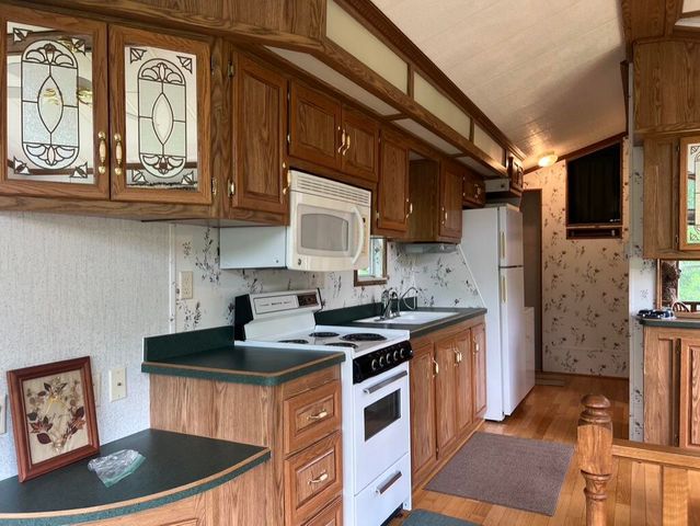 837 Crockett Road, Russell Springs, KY 42642