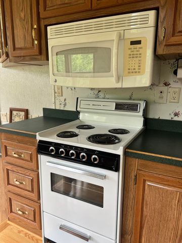 837 Crockett Road, Russell Springs, KY 42642