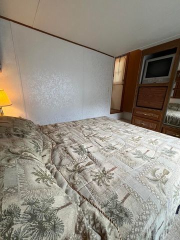 837 Crockett Road, Russell Springs, KY 42642