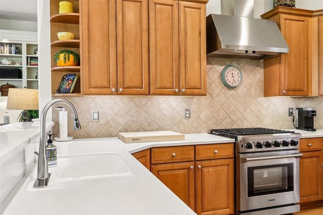 20554 QUEEN ALEXANDRA DRIVE, Leesburg, FL 34748
