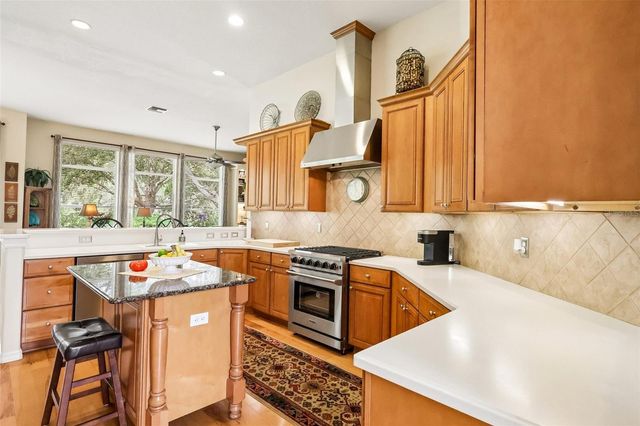20554 QUEEN ALEXANDRA DRIVE, Leesburg, FL 34748