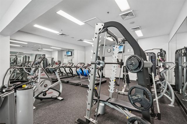 20554 QUEEN ALEXANDRA DRIVE, Leesburg, FL 34748