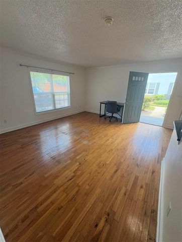 4814 CONWAY ROAD 143, Belle Isle, FL 32812