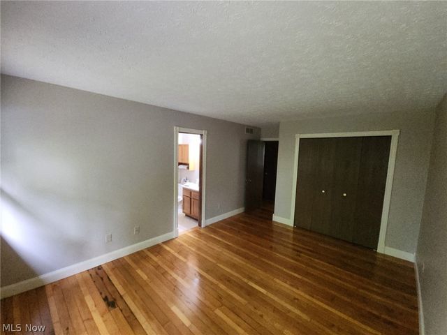 37888 N Doovys Street, Avon, OH 44011
