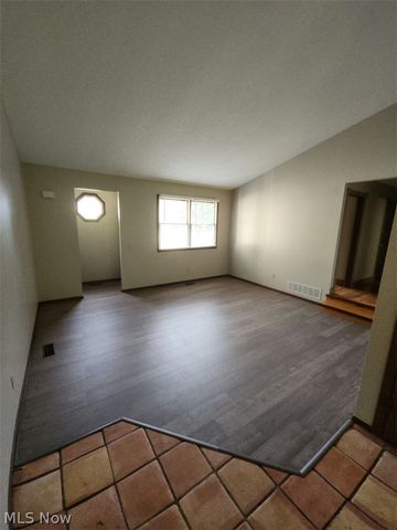 37888 N Doovys Street, Avon, OH 44011