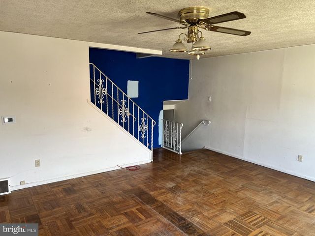 105 FRONEFIELD AVE, Linwood, PA 19061