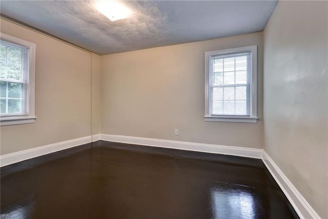 1028 37th ST, Newport News, VA 23607
