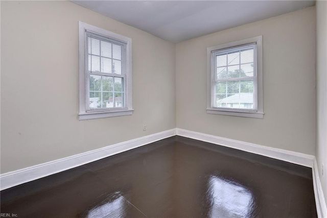 1028 37th ST, Newport News, VA 23607
