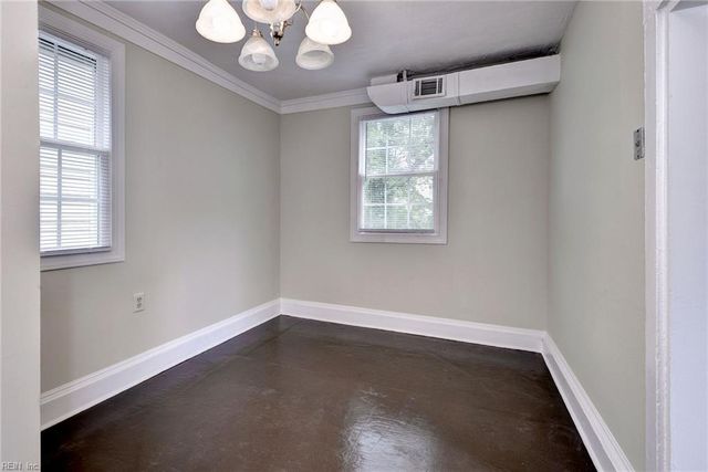 1028 37th ST, Newport News, VA 23607