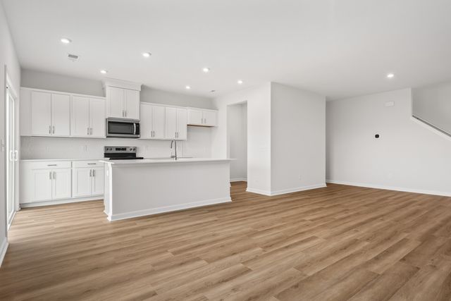 2127 Cheltenham Place, Columbia, TN 38401