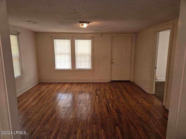 156 Maple Street, Varnville, SC 29944