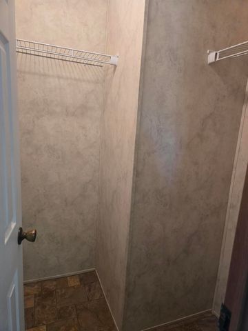 205 W Mcalpin Street, Hebron, IN 46341