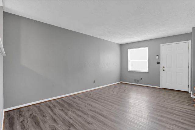 1746 Pine Tree Street S, H, Columbus, OH 43229