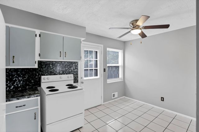 1746 Pine Tree Street S, H, Columbus, OH 43229