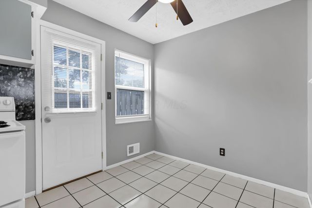 1746 Pine Tree Street S, H, Columbus, OH 43229
