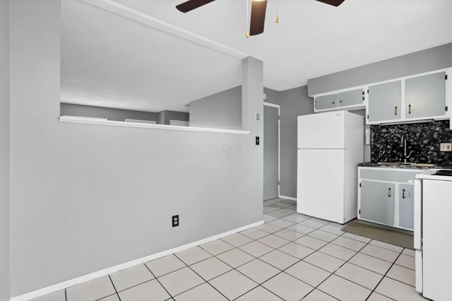 1746 Pine Tree Street S, H, Columbus, OH 43229