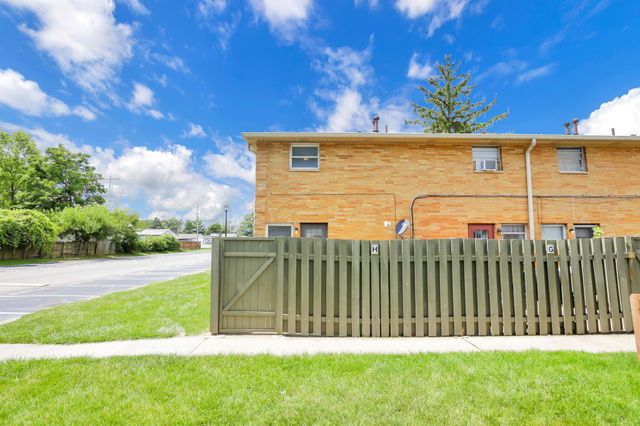 1746 Pine Tree Street S, H, Columbus, OH 43229