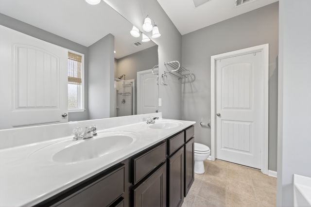 1300 Riverbirch Way, Hermitage, TN 37076