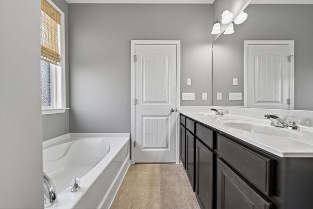 1300 Riverbirch Way, Hermitage, TN 37076