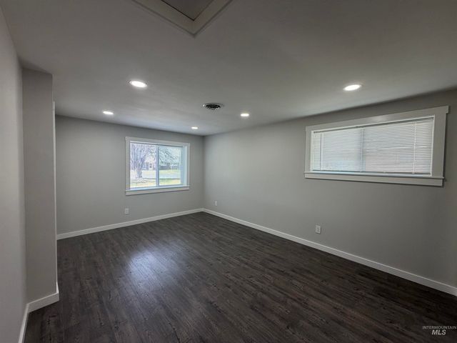 1805 Dorian Dr, Twin Falls, ID 83301