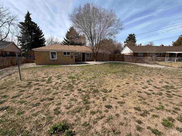 1805 Dorian Dr, Twin Falls, ID 83301