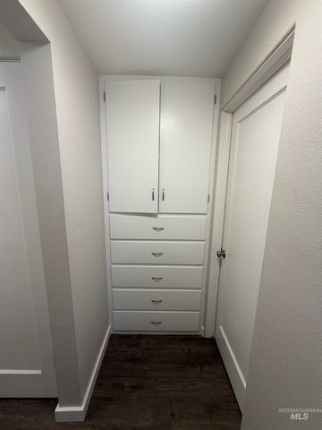 1805 Dorian Dr, Twin Falls, ID 83301