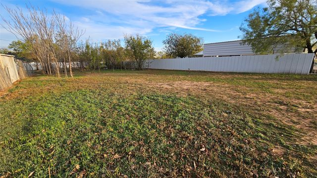 1349 Pecan Street, Abilene, TX 79602
